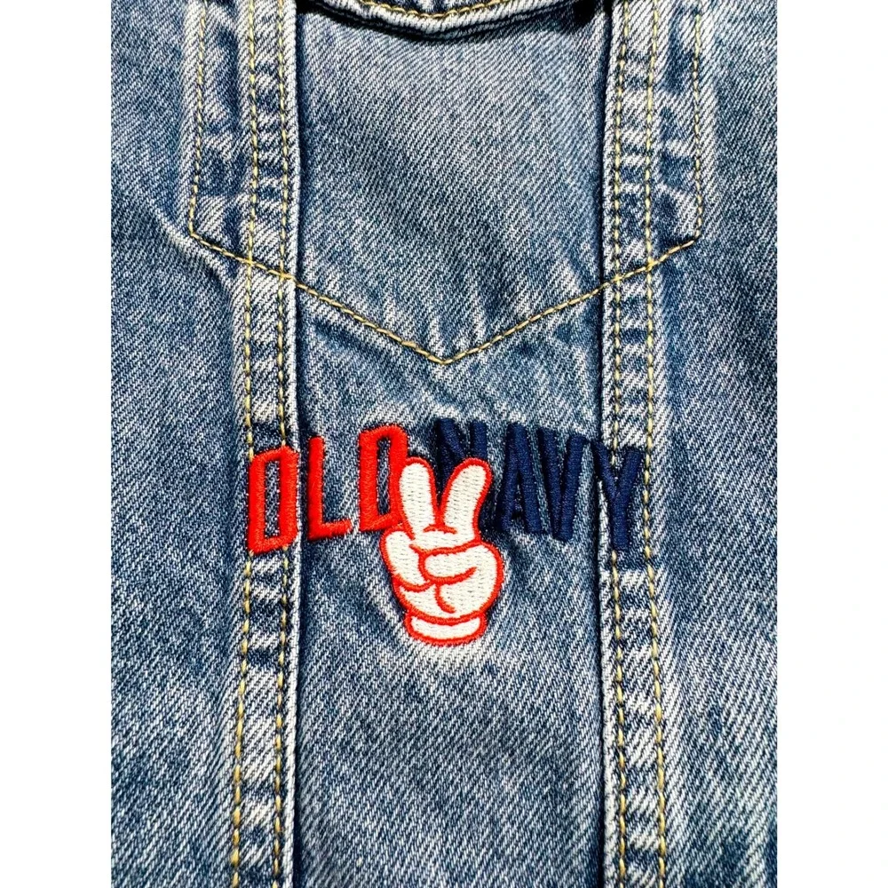 Old Navy let your